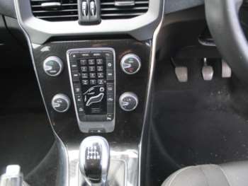 Used Volvo V40 2016 for sale - 75228221: Photo