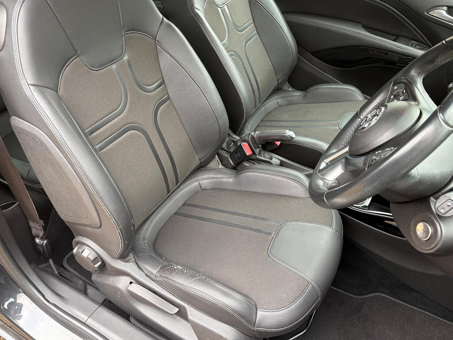 Used Vauxhall ADAM 2014 for sale - 77059783: Photo 10