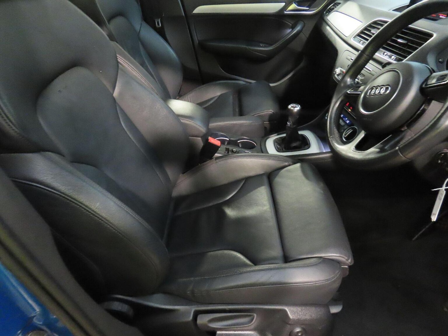 Used Audi Q3 2015 for sale - 77113138: Photo 3