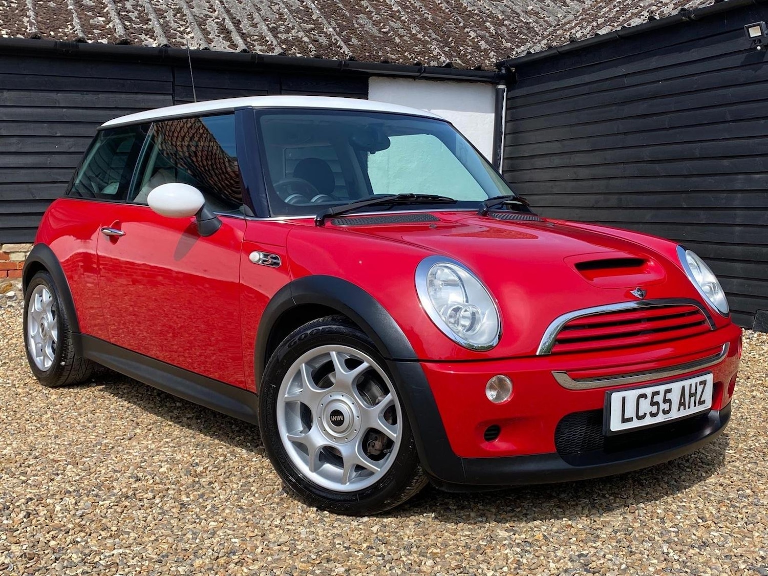 Used MINI Hatch 2005 for sale - 76744107: Photo 1