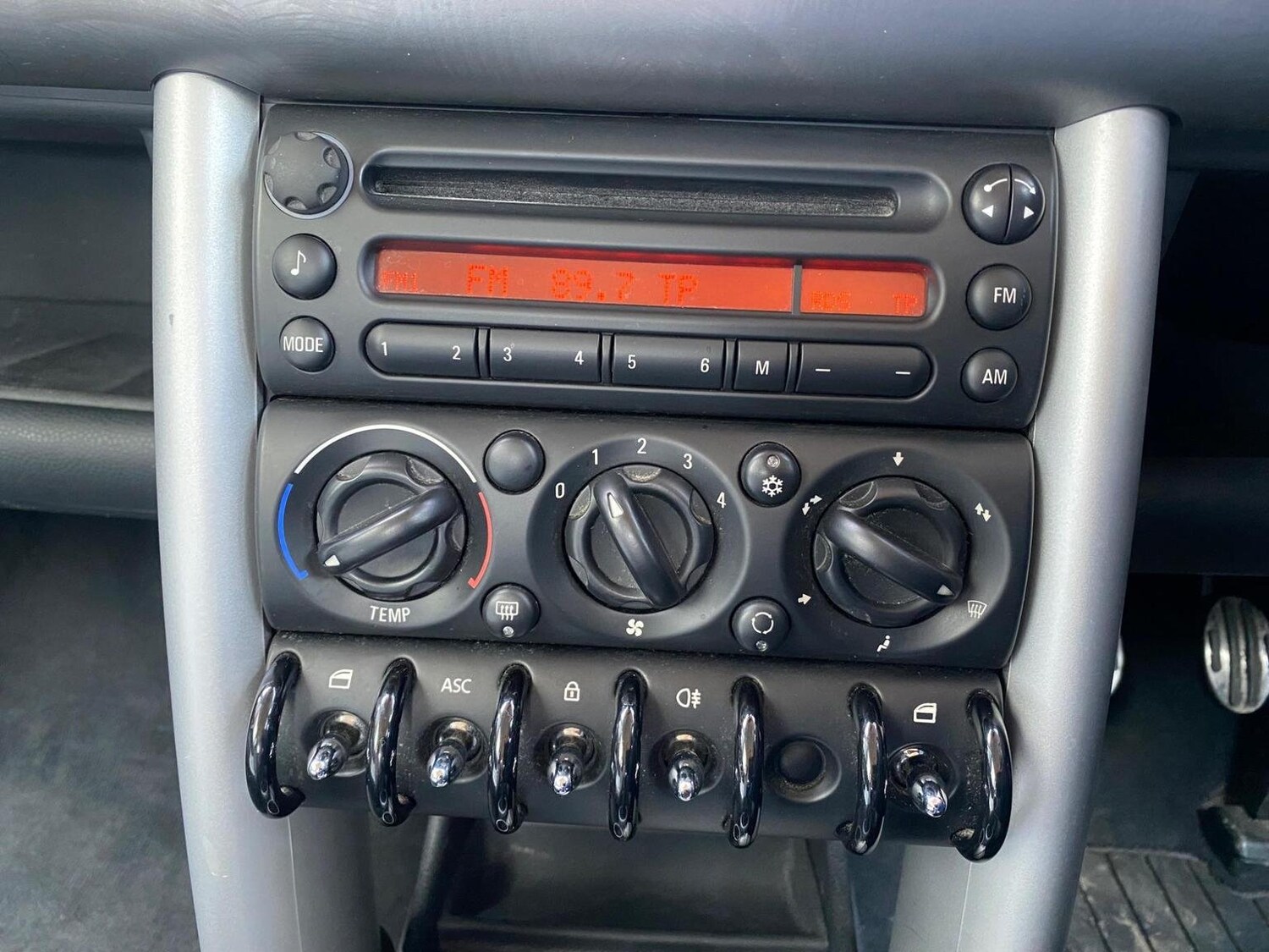 Used MINI Hatch 2005 for sale - 76744107: Photo 18