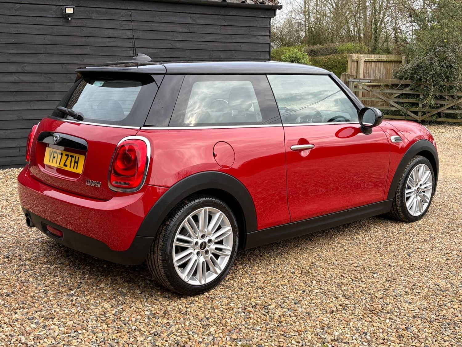 Used MINI Hatch 2017 for sale - 77968744: Photo 3