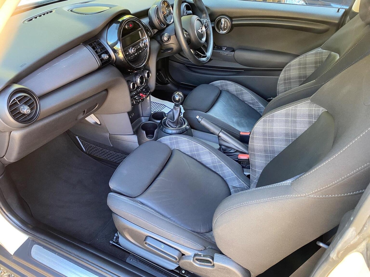 Used MINI Hatch 2017 for sale - 76793924: Photo 13