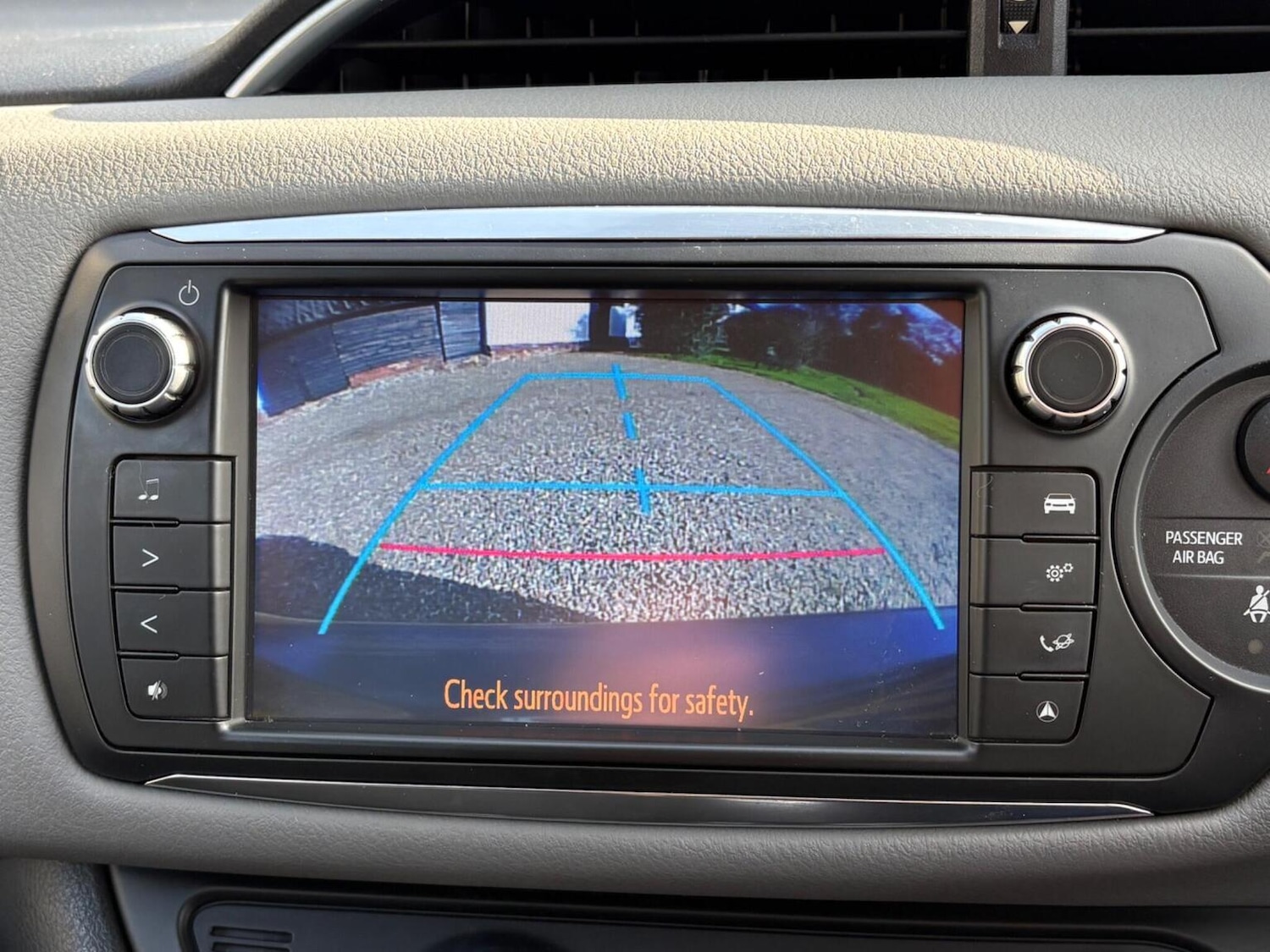 Used Toyota Yaris 2016 for sale - 77668526: Photo 17