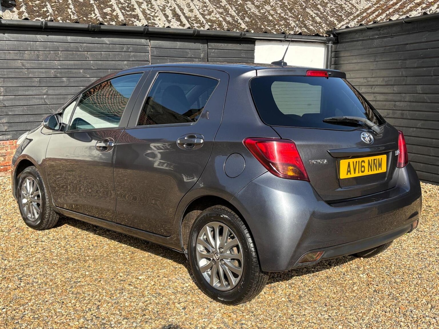 Used Toyota Yaris 2016 for sale - 77668526: Photo 4