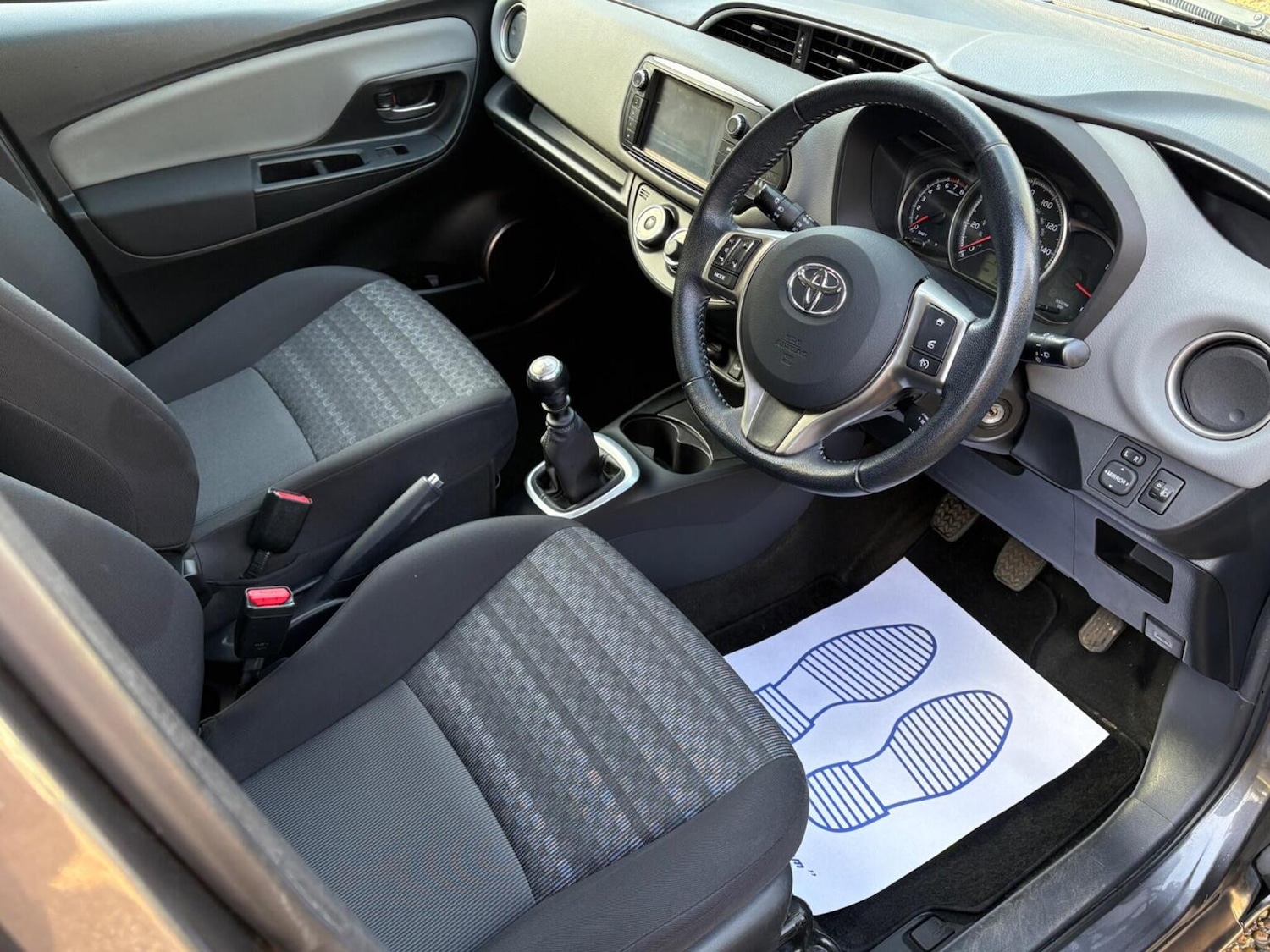 Used Toyota Yaris 2016 for sale - 77668526: Photo 9