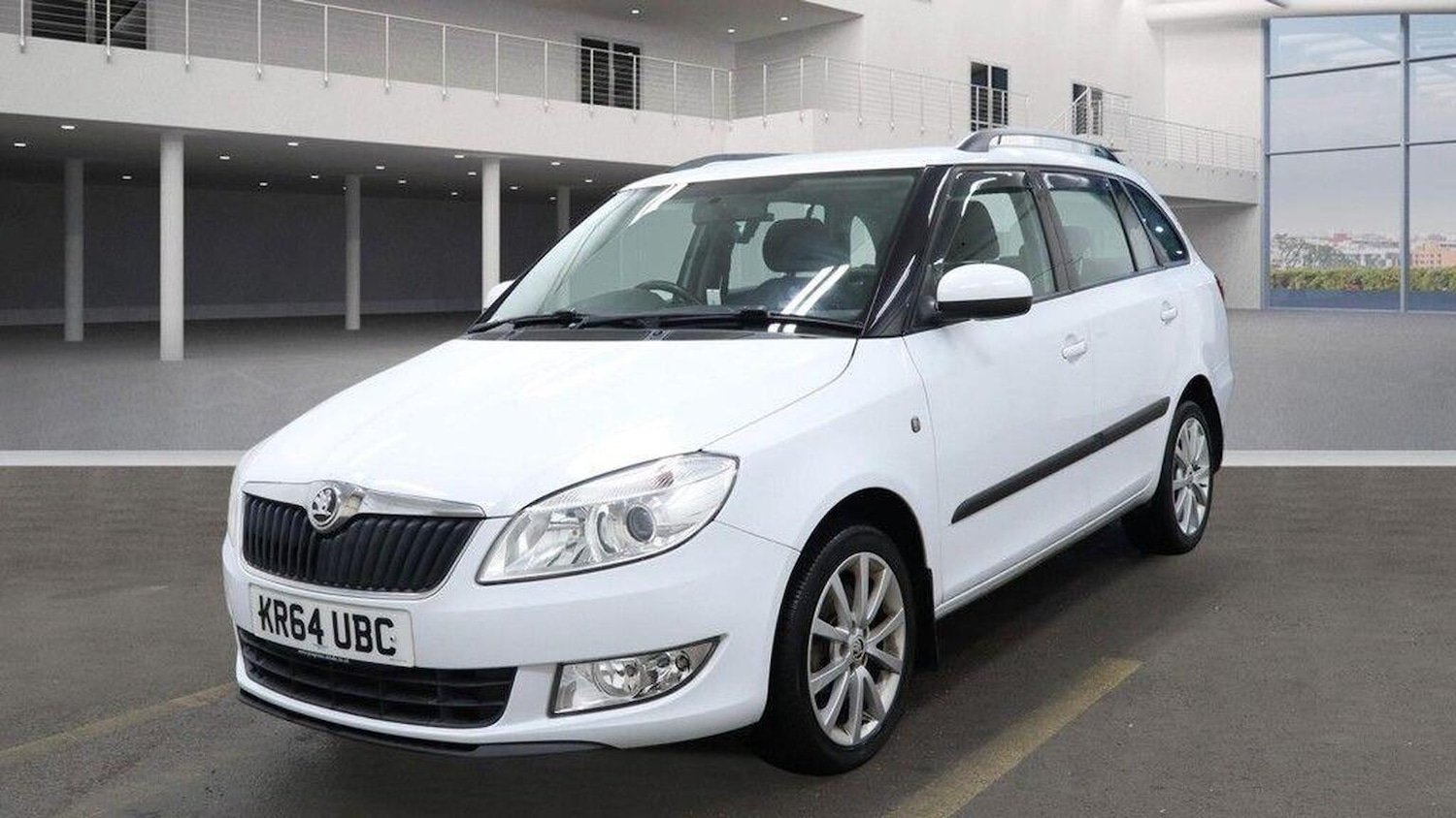 Used Skoda Fabia 2014 for sale - 77398396: Photo 3