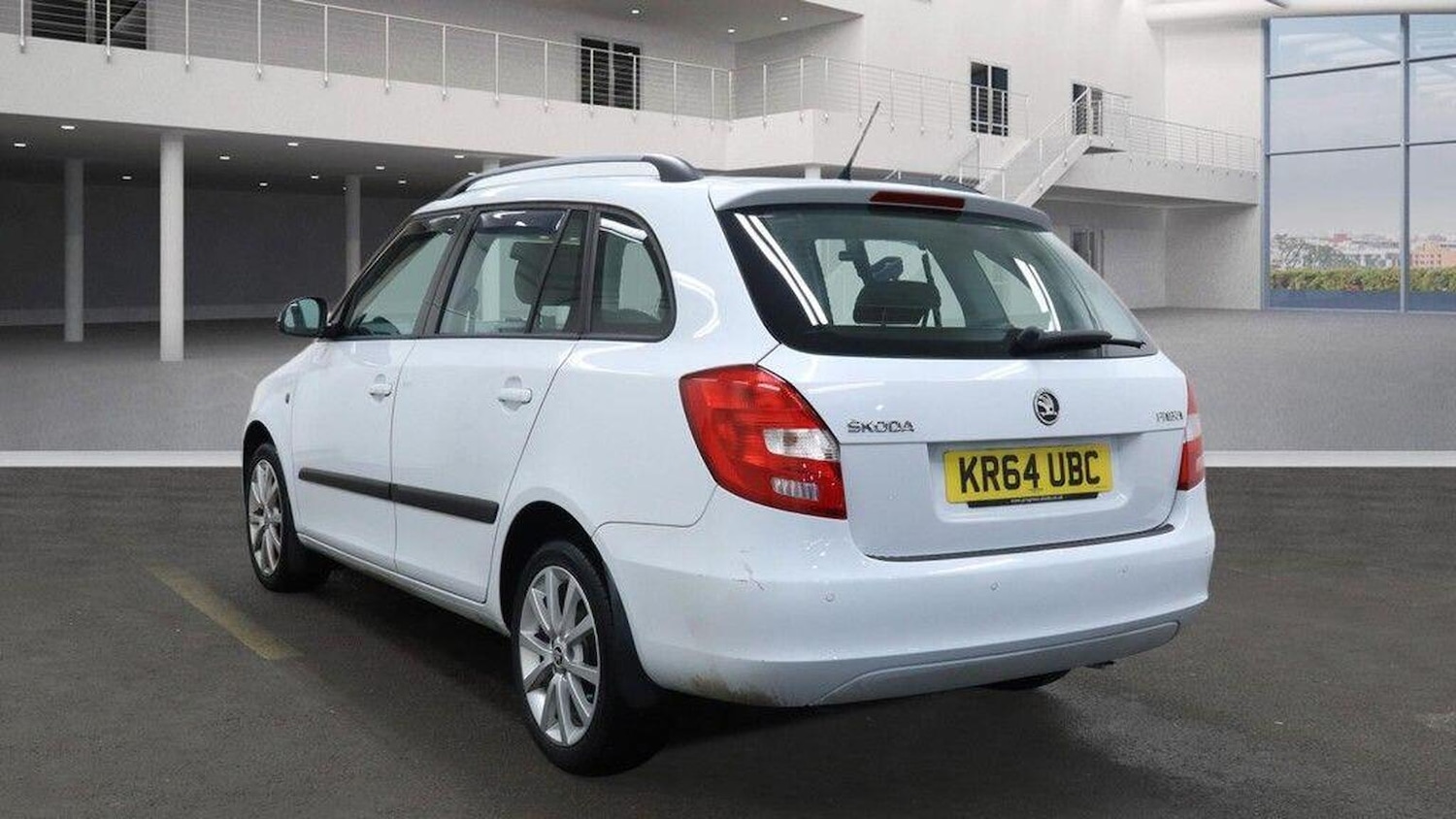Used Skoda Fabia 2014 for sale - 77398396: Photo 4