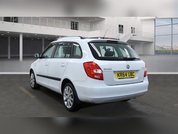 Used Skoda Fabia 2014 for sale - 77398396: Photo