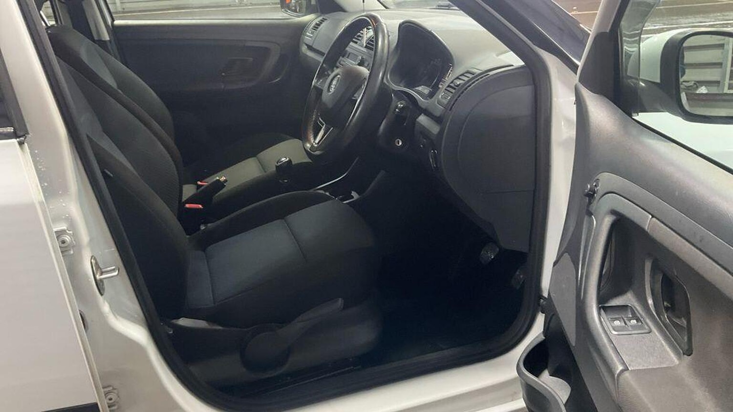 Used Skoda Fabia 2014 for sale - 77398396: Photo 6