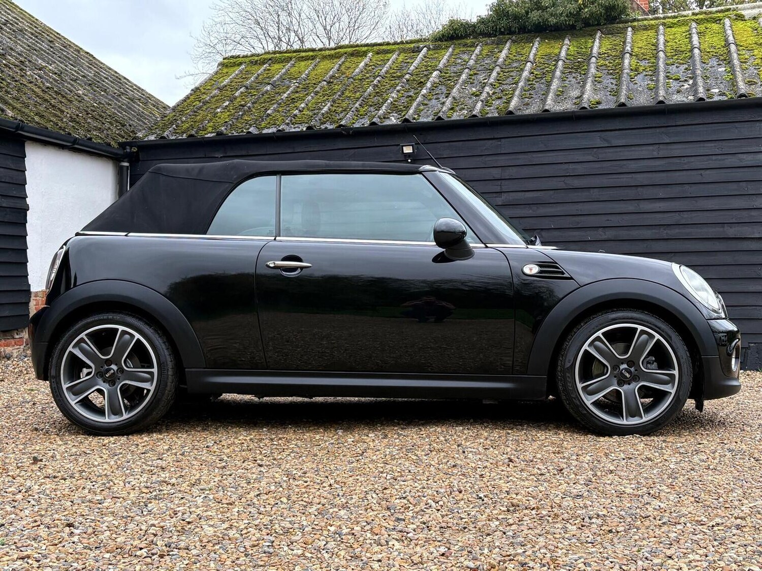 Used MINI Convertible 2015 for sale - 76744102: Photo 10