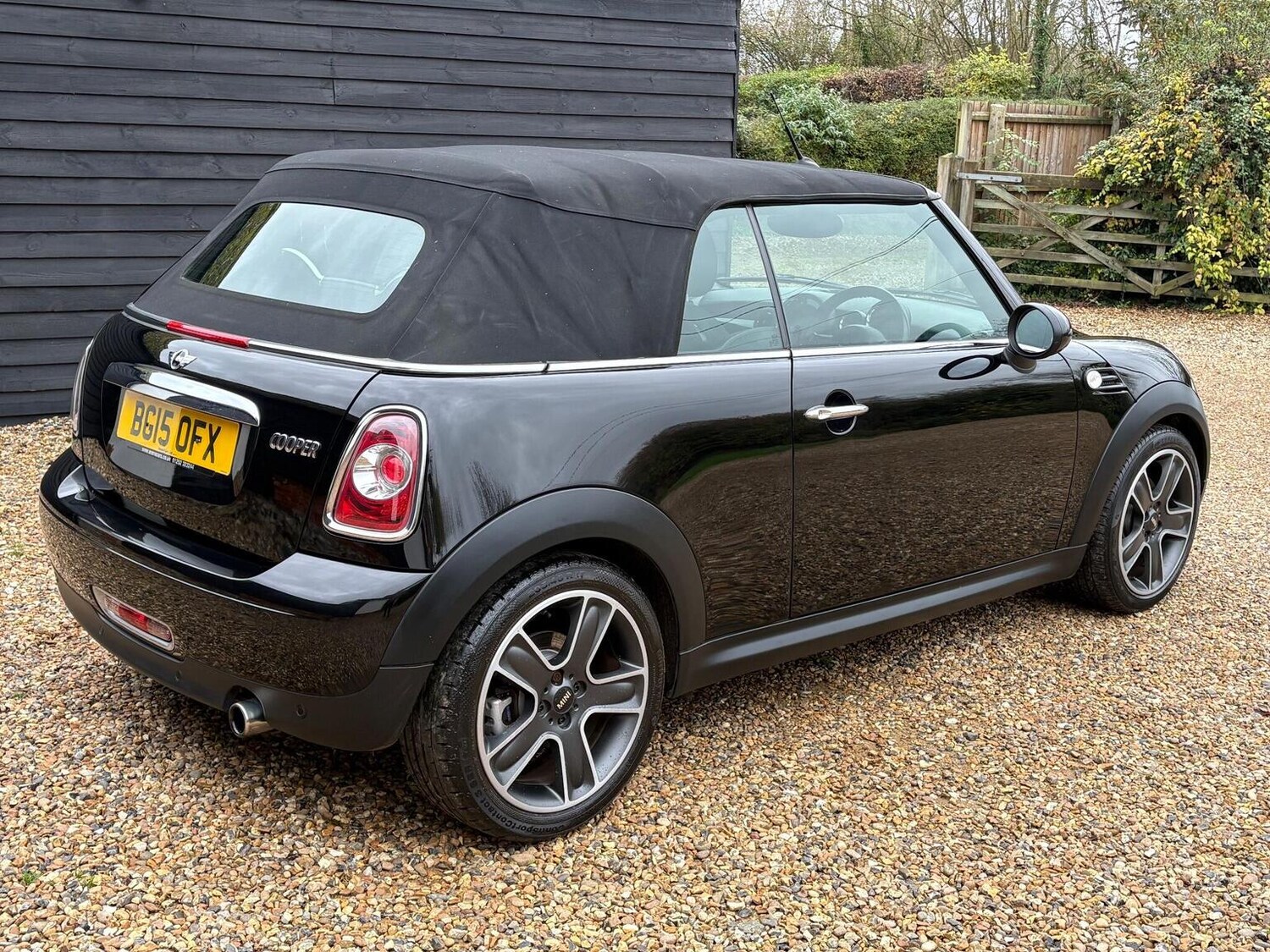 Used MINI Convertible 2015 for sale - 76744102: Photo 12