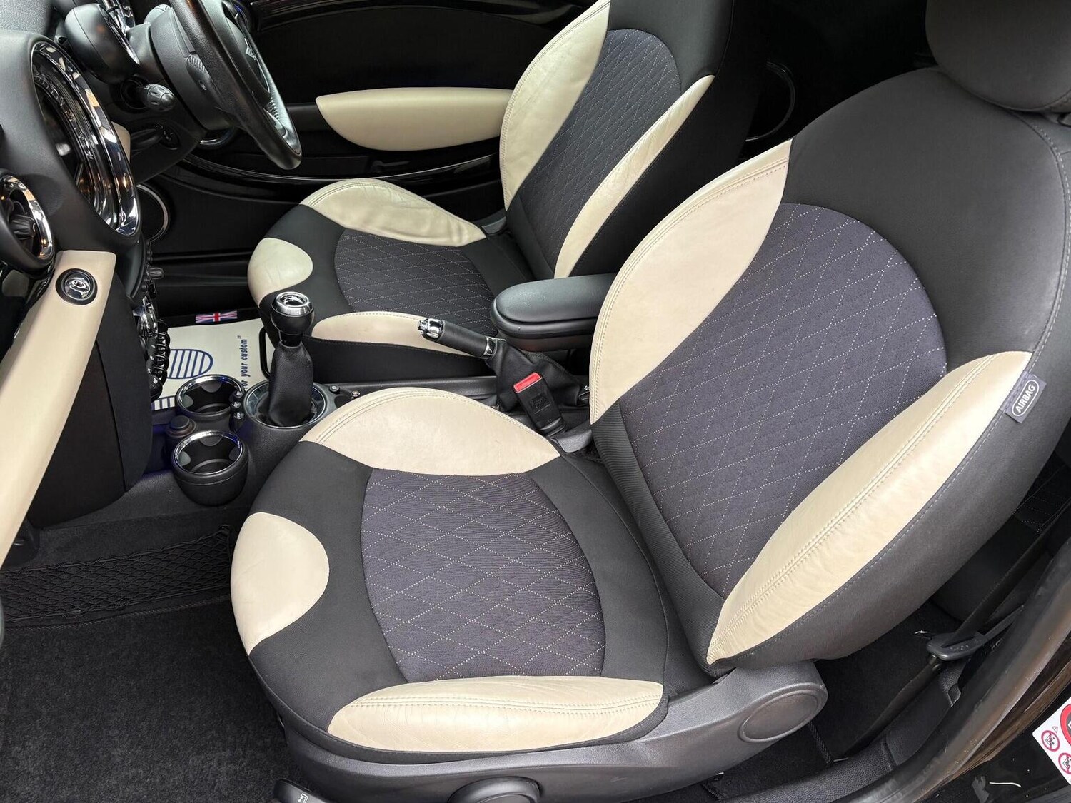 Used MINI Convertible 2015 for sale - 76744102: Photo 16