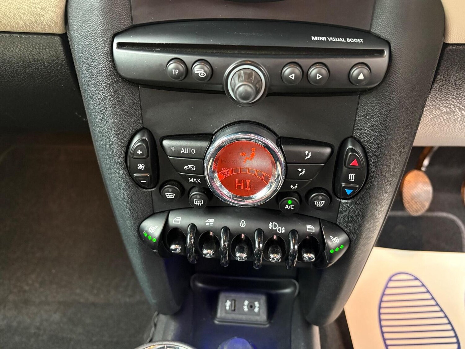 Used MINI Convertible 2015 for sale - 76744102: Photo 20