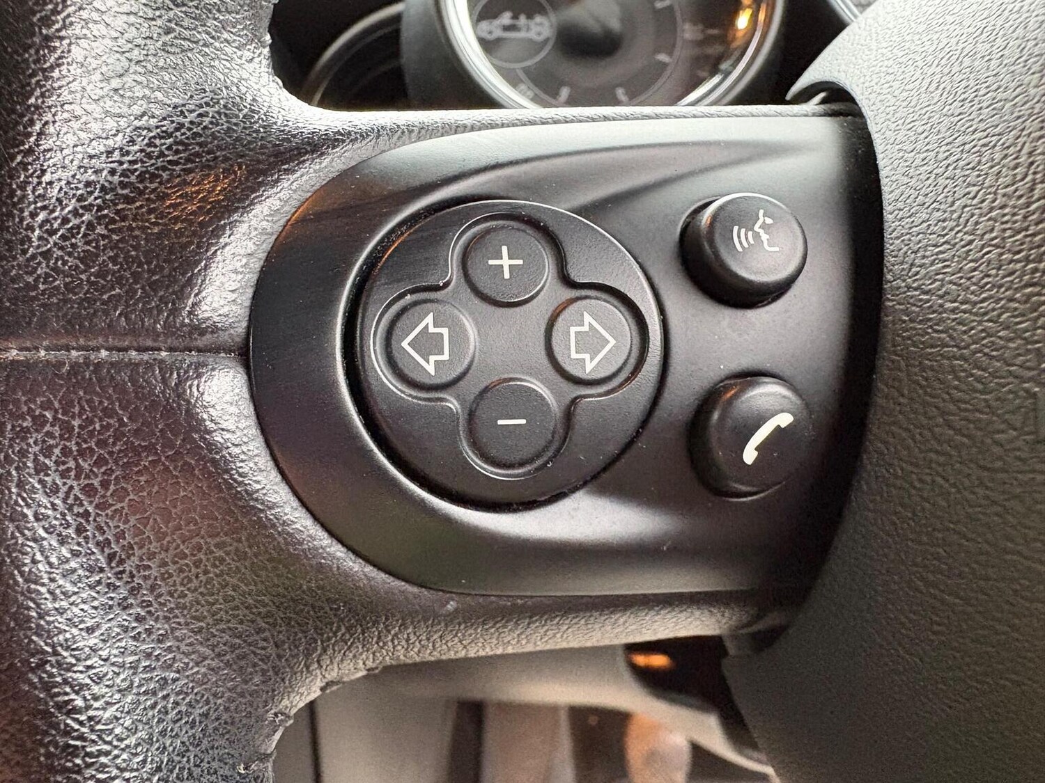 Used MINI Convertible 2015 for sale - 76744102: Photo 21