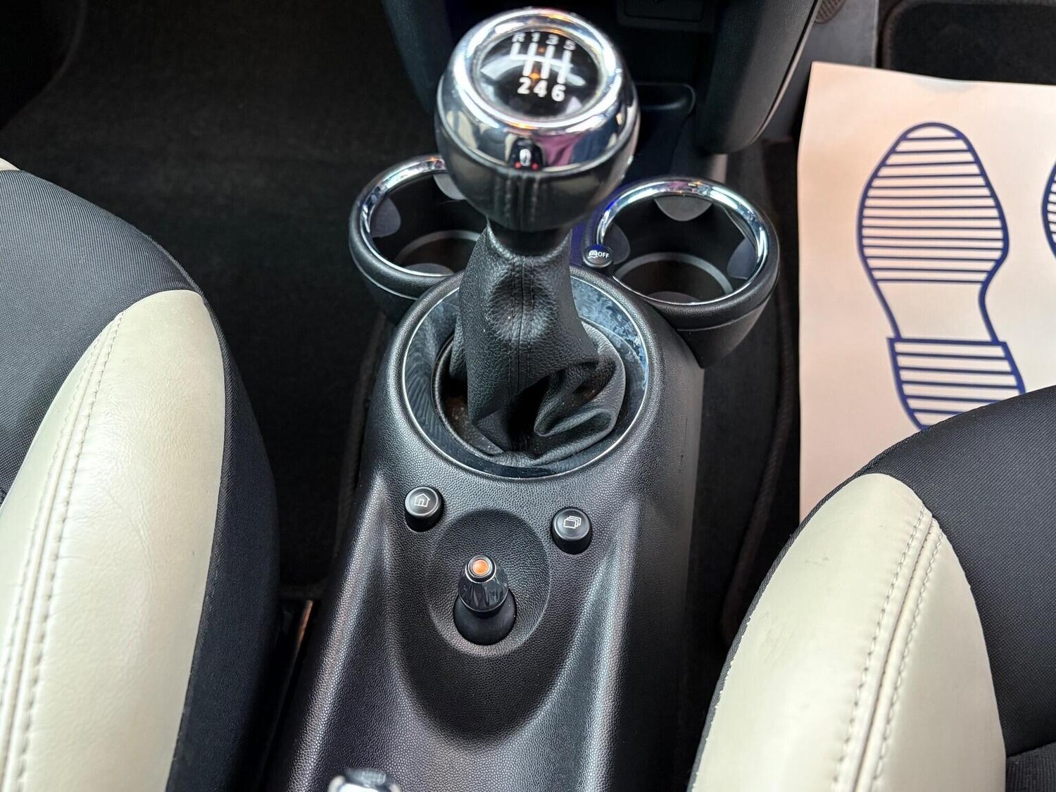 Used MINI Convertible 2015 for sale - 76744102: Photo 23