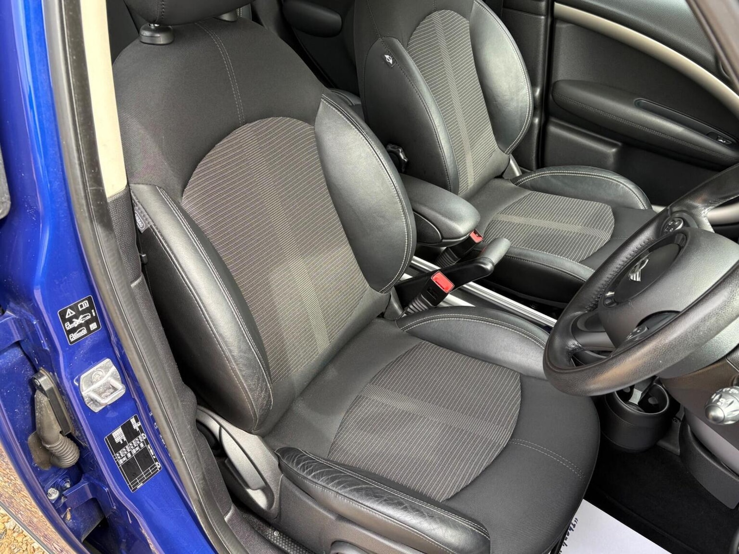 Used MINI Countryman 2016 for sale - 78176084: Photo 2