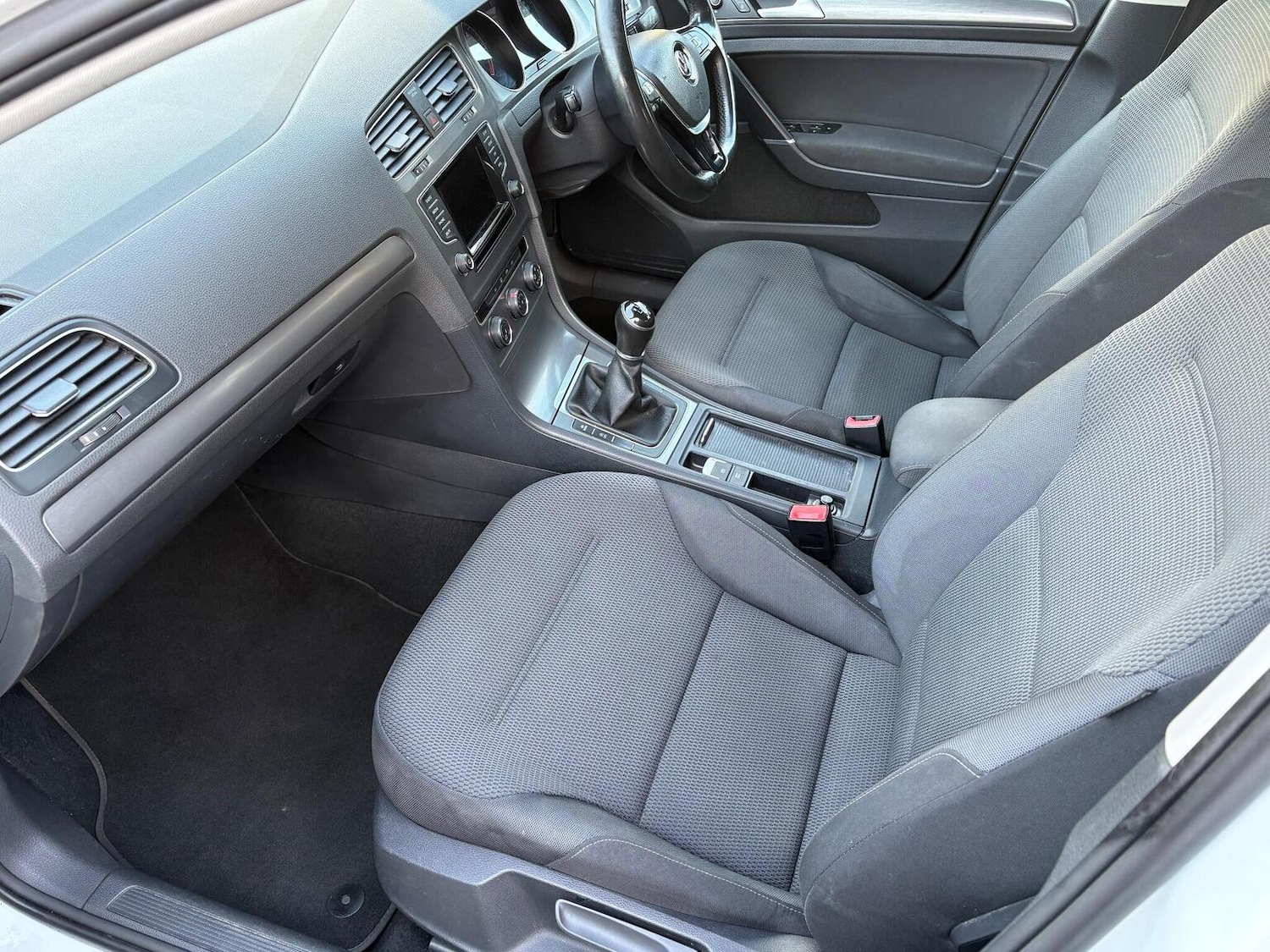 Used Volkswagen Golf 2013 for sale - 76945525: Photo 12