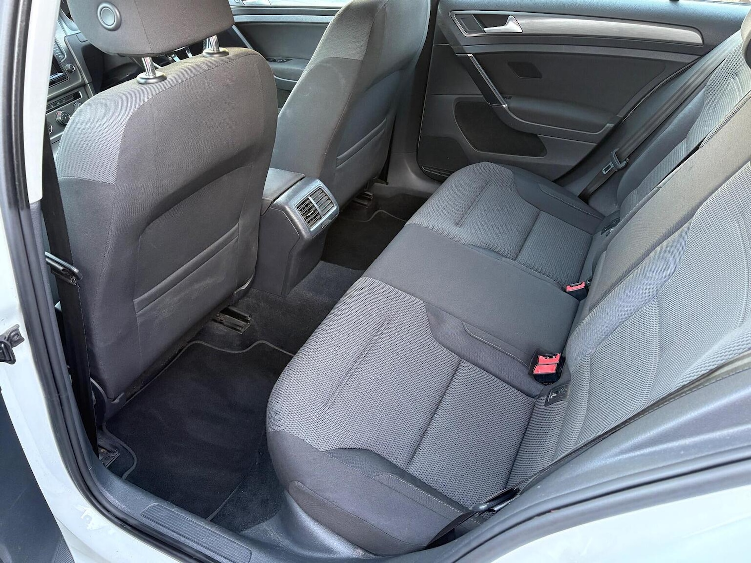 Used Volkswagen Golf 2013 for sale - 76945525: Photo 14