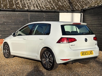 Used Volkswagen Golf 2013 for sale - 76945525: Photo