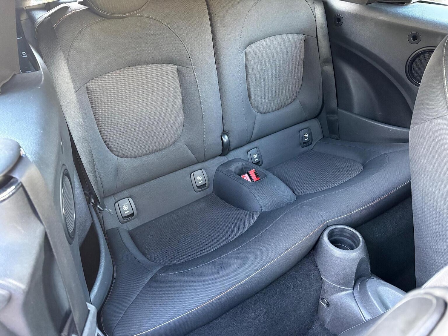 Used MINI Convertible 2017 for sale - 77045377: Photo 17