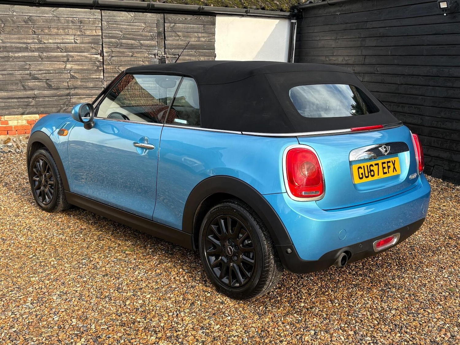Used MINI Convertible 2017 for sale - 77045377: Photo 4