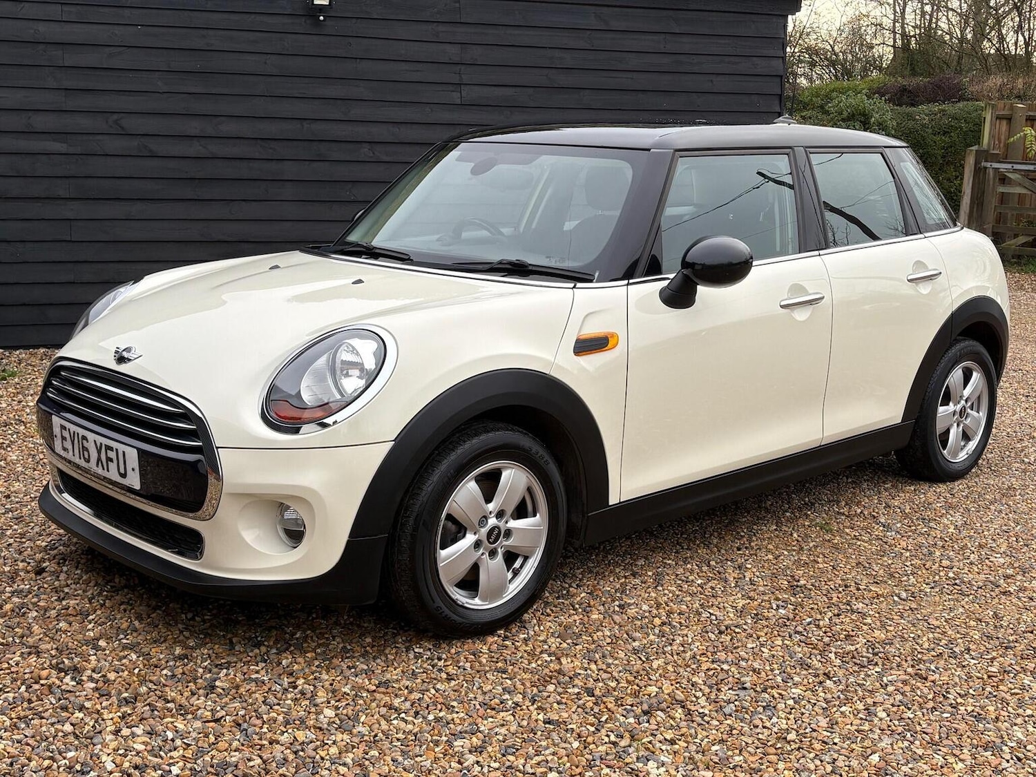 Used MINI Hatch 2016 for sale - 76974372: Photo 3