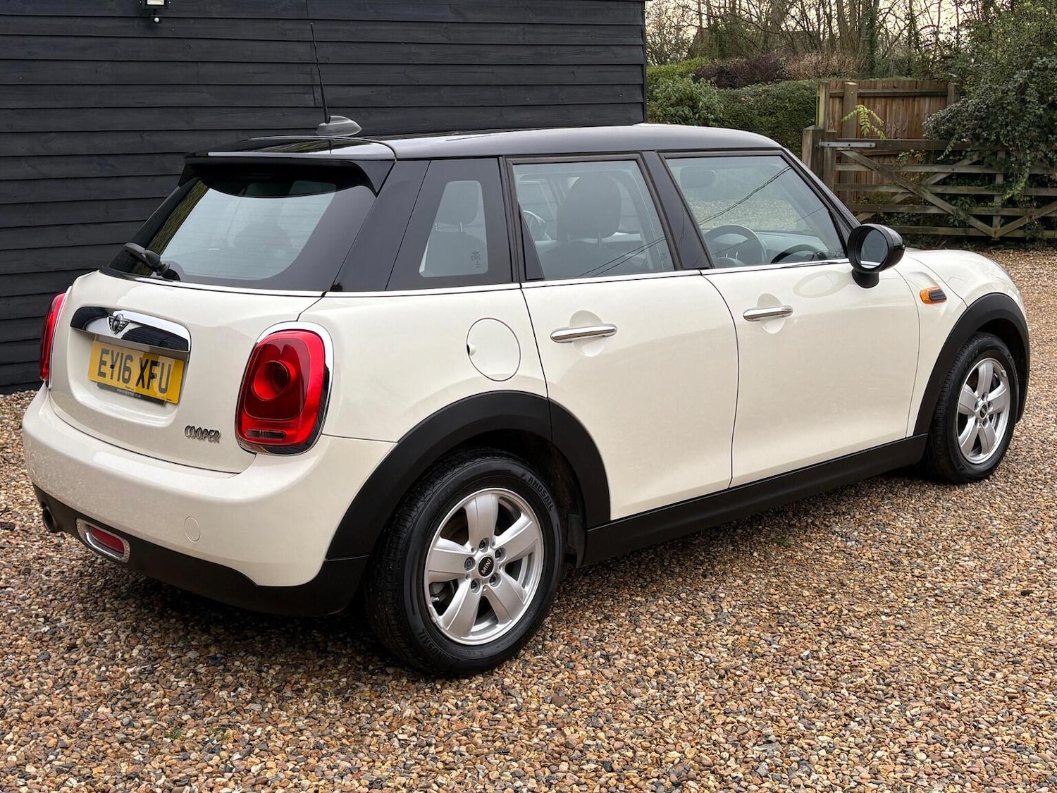 Used MINI Hatch 2016 for sale - 76974372: Photo 8