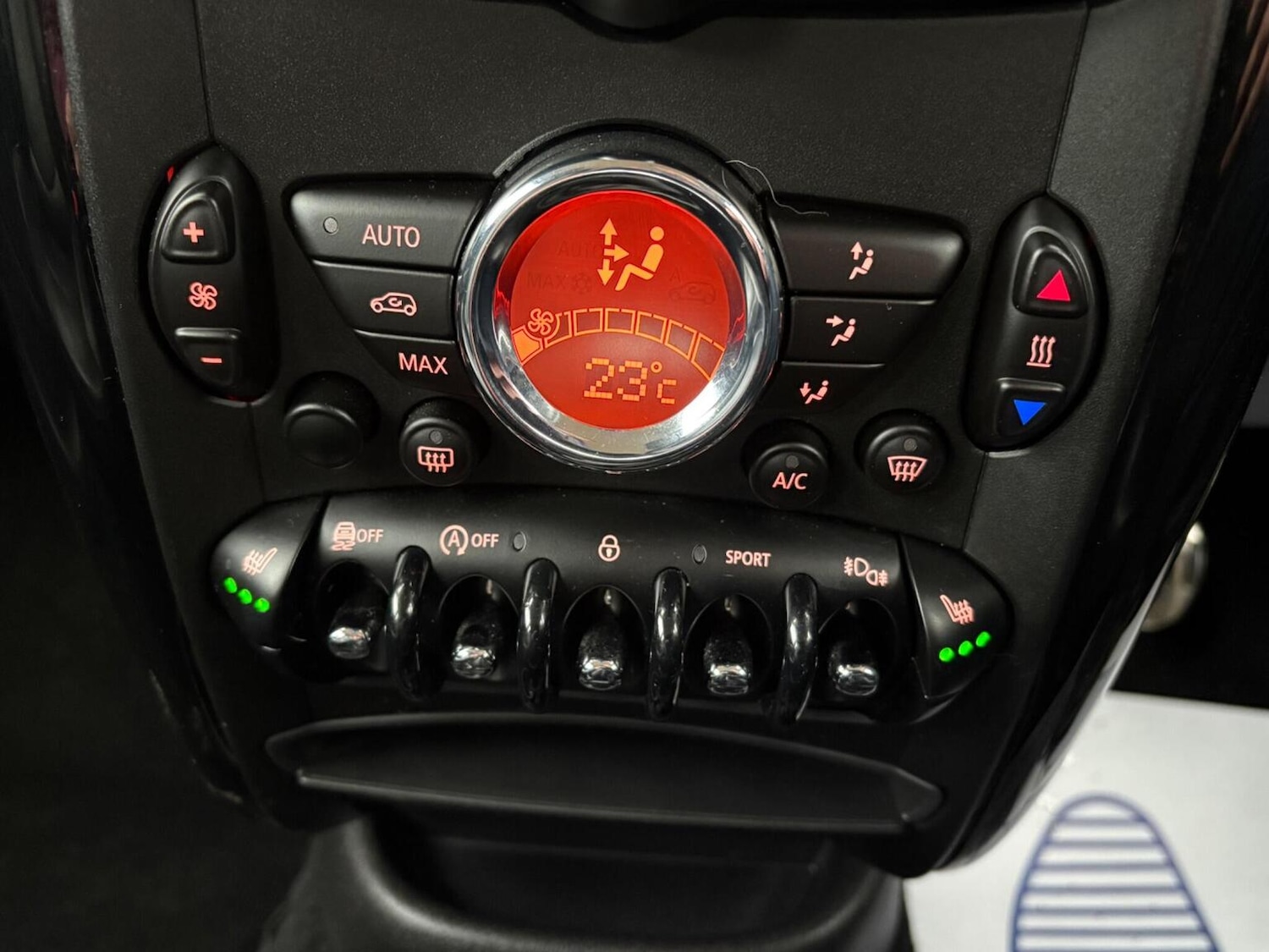 Used MINI Countryman 2015 for sale - 77901311: Photo 16