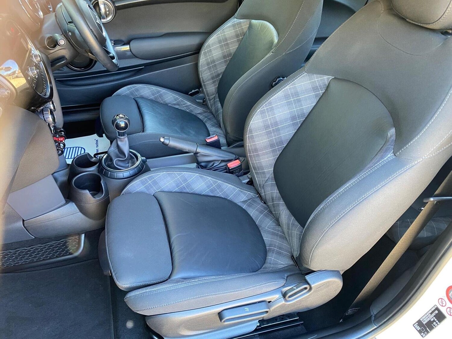 Used MINI Hatch 2017 for sale - 76744108: Photo 12