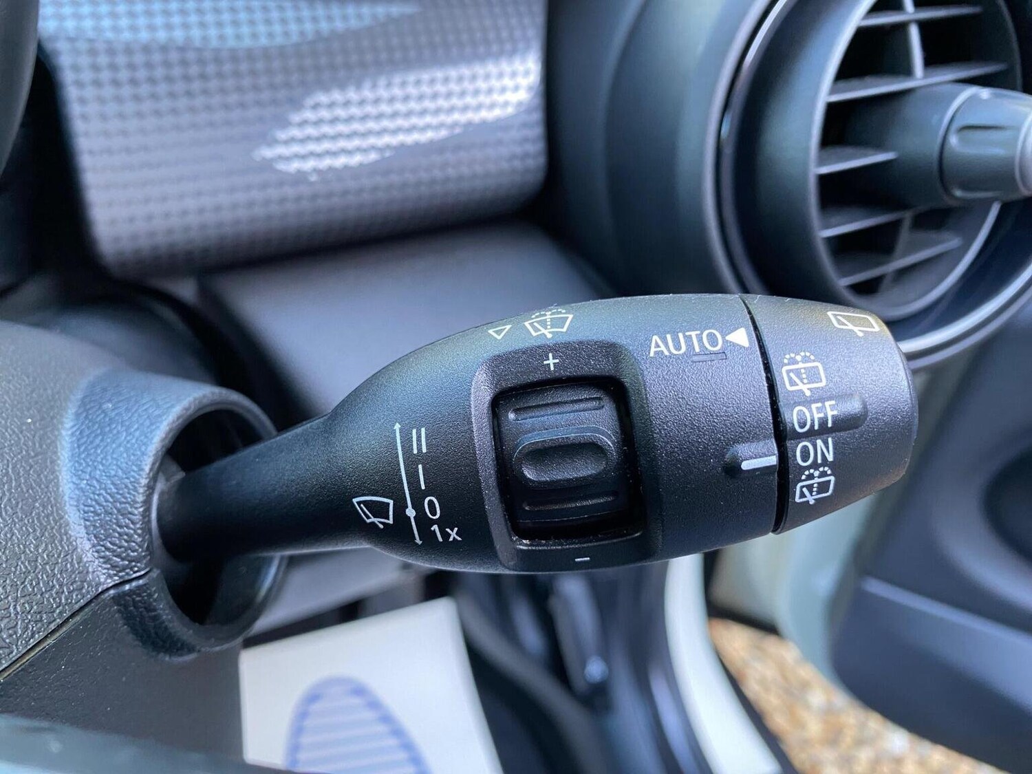 Used MINI Hatch 2017 for sale - 76744108: Photo 22