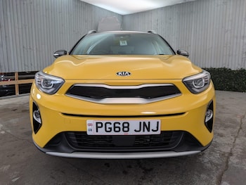 Used Kia Stonic 2019 for sale - 79456541: Photo