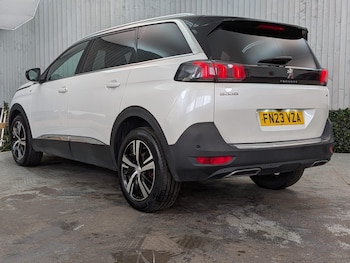 Used Peugeot 5008 2023 for sale - 79456575: Photo