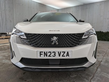 Used Peugeot 5008 2023 for sale - 79456575: Photo