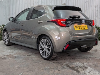 Used Toyota Yaris 2022 for sale - 79456663: Photo
