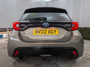 Used Toyota Yaris 2022 for sale - 79456663: Photo