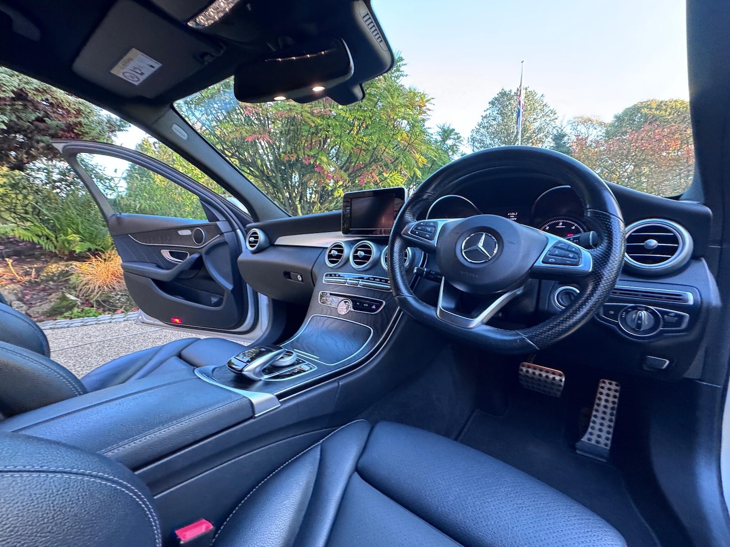 Used Mercedes-Benz C Class 2018 for sale - 76270602: Photo 18
