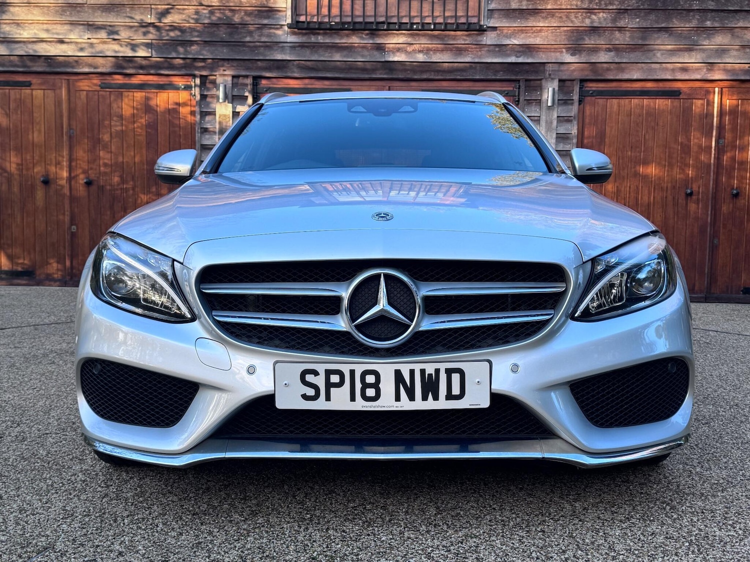 Used Mercedes-Benz C Class 2018 for sale - 76270602: Photo 8