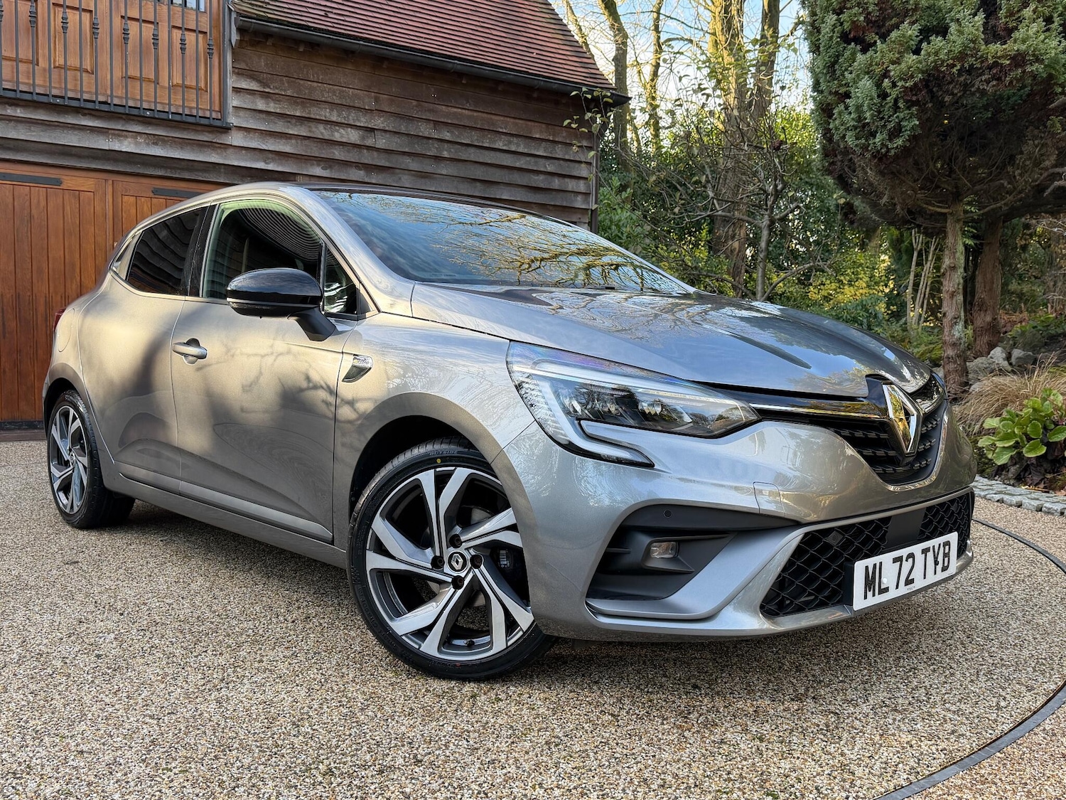 Used Renault Clio 2022 for sale - 76398887: Photo 1