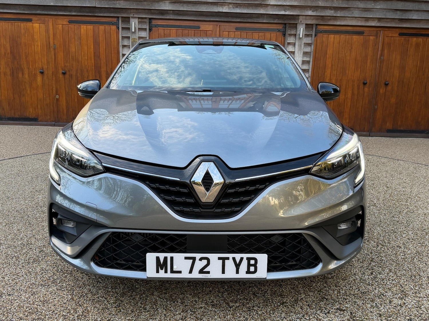 Used Renault Clio 2022 for sale - 76398887: Photo 2