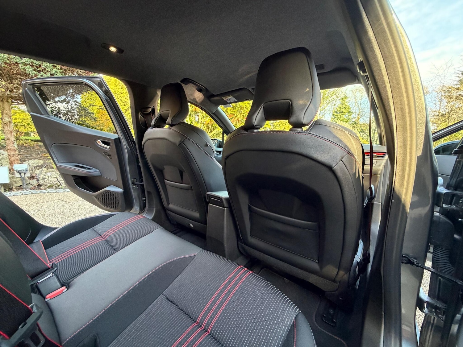 Used Renault Clio 2022 for sale - 76398887: Photo 23