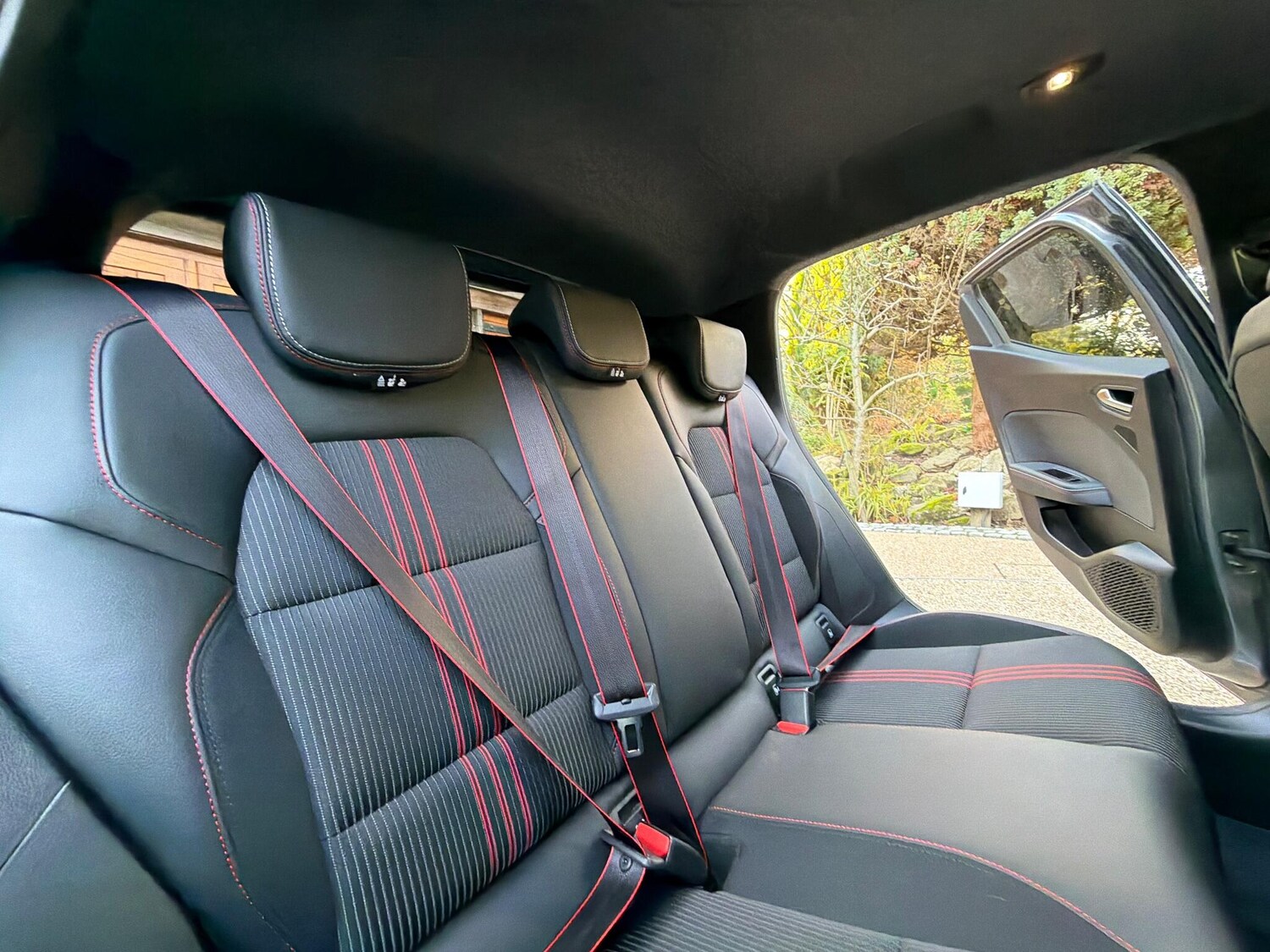 Used Renault Clio 2022 for sale - 76398887: Photo 24