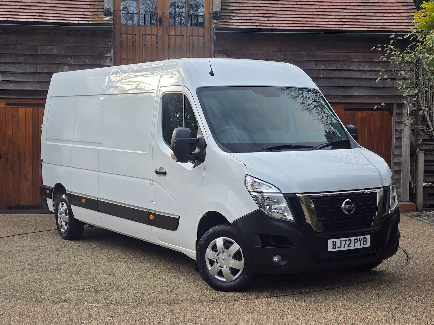 Used Nissan Interstar 2022 for sale - 76327063: Photo 1