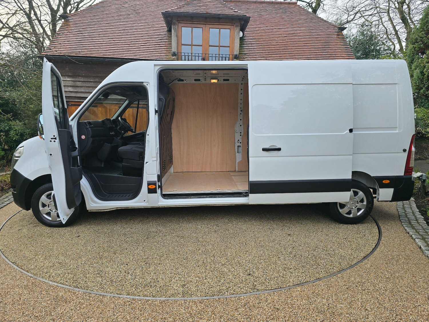 Used Nissan Interstar 2022 for sale - 76327063: Photo 8