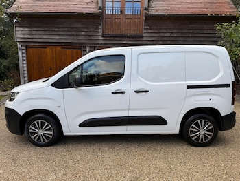Used Citroen Berlingo 2020 for sale - 76072783: Photo