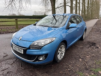 2013 (63) - 1.5 dCi 110 Dynamique TomTom 5dr [Start Stop]