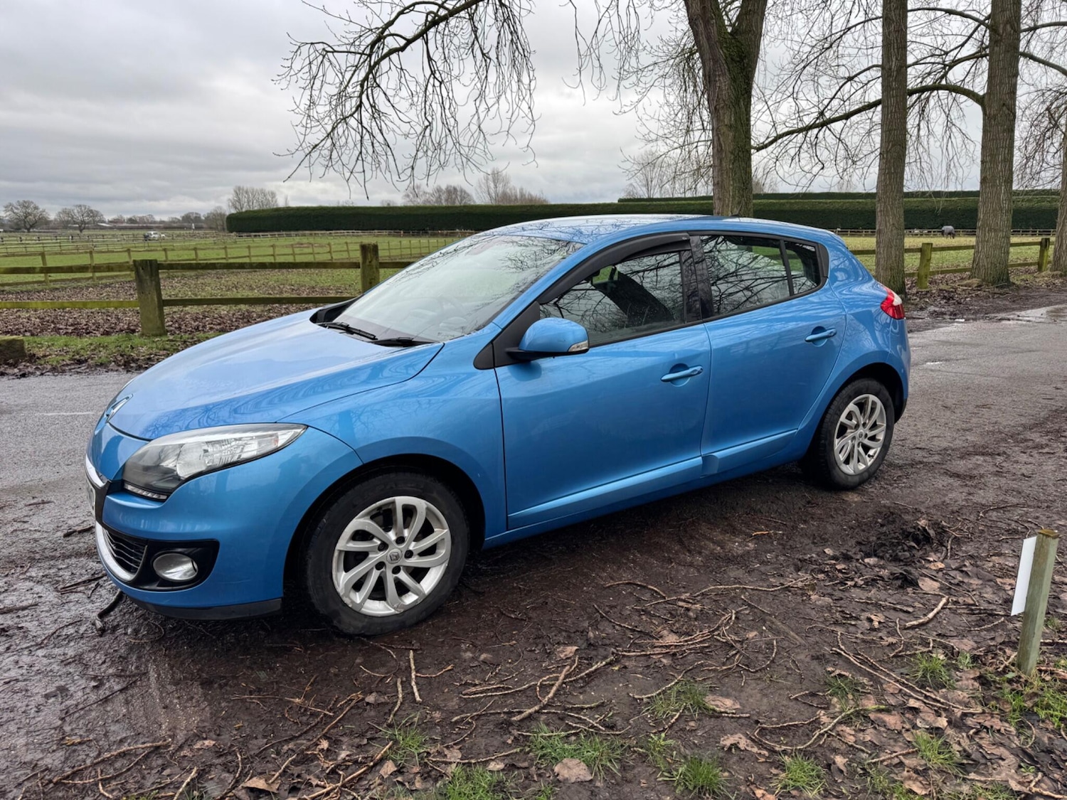 Used Renault Megane 2013 for sale - 77598559: Photo 3