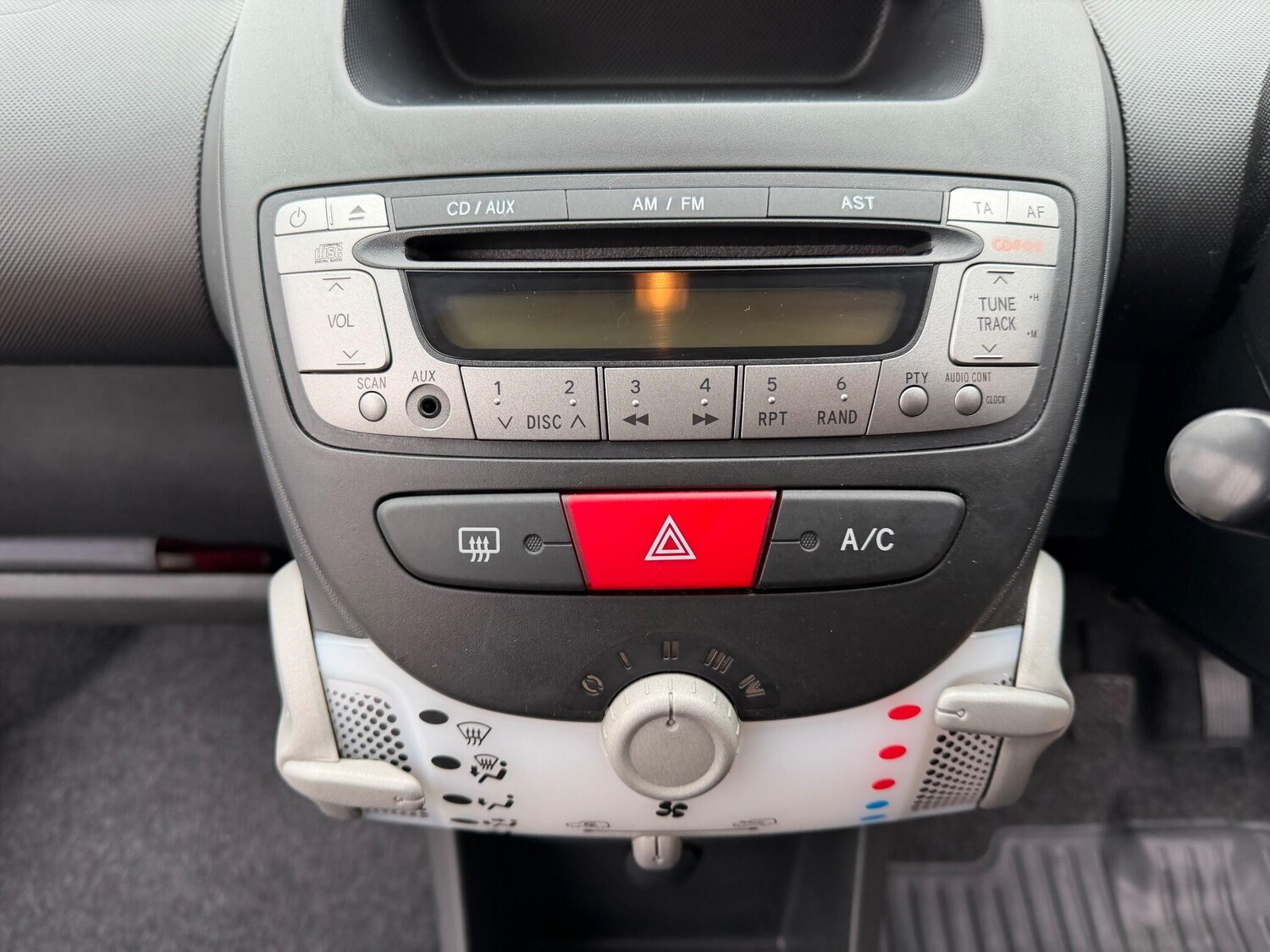 Used Citroen C1 2014 for sale - 77484922: Photo 21