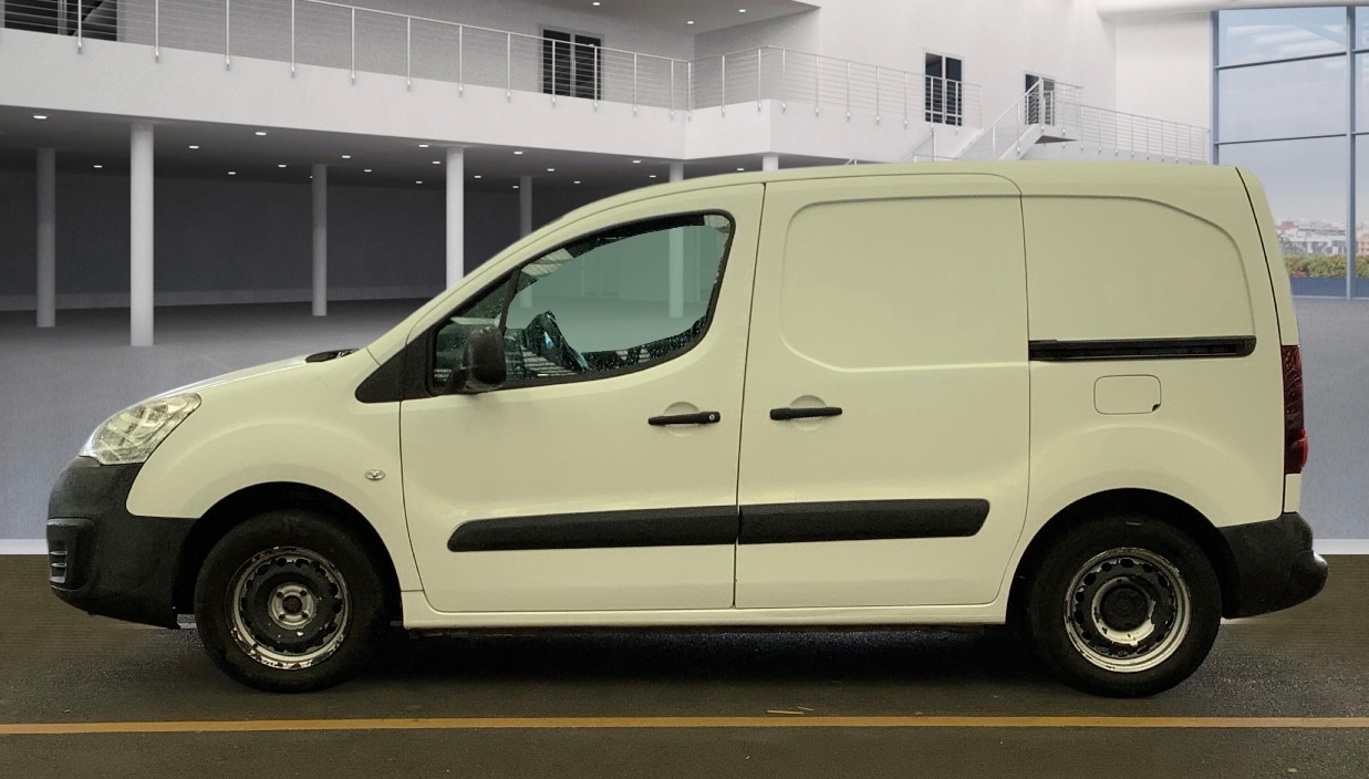 Used Citroen Berlingo 2017 for sale - 77742941: Photo 3