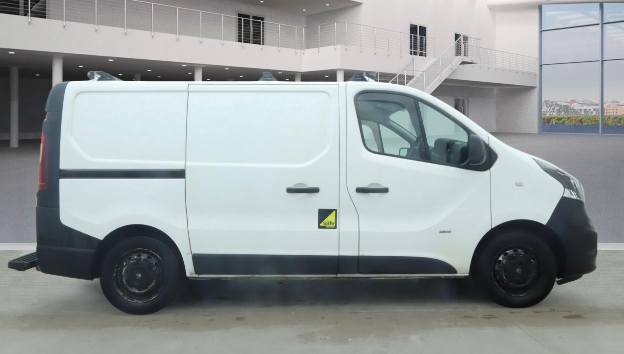 Used Vauxhall Vivaro 2016 for sale - 77460296: Photo 10